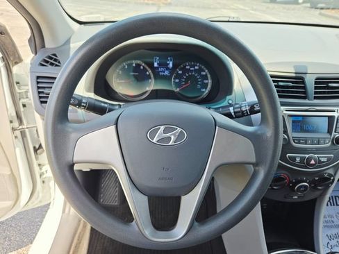 Used 2015 Hyundai Accent GLS FWD image 16