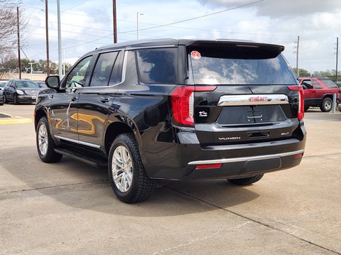 Certified 2024 GMC Yukon SLT image 8