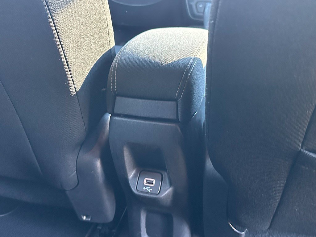 Used 2021 Jeep Renegade Latitude AWD/4WD image 19
