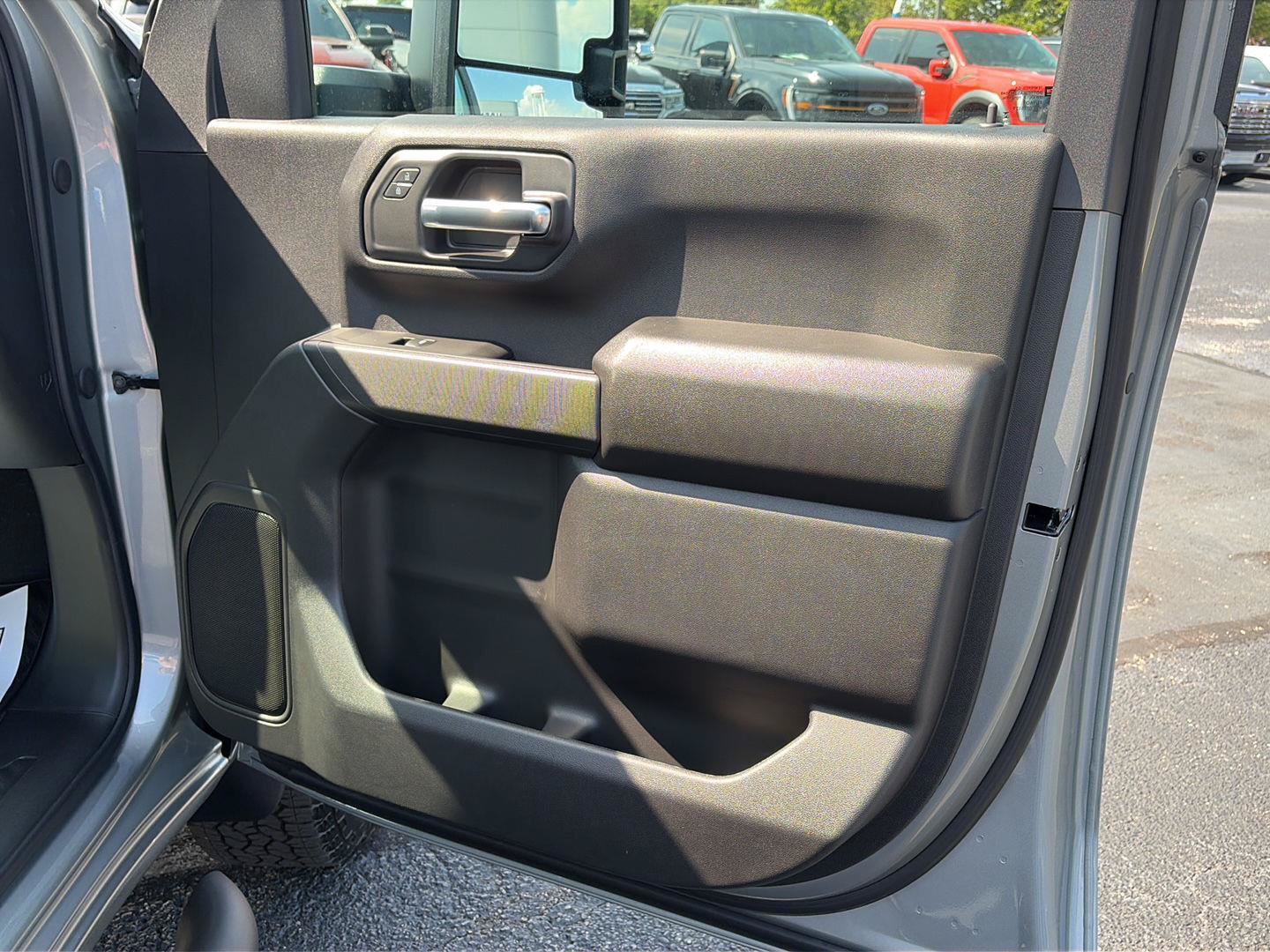 New 2026 Chevrolet Silverado 2500 Custom w/ Custom Value Package AWD/4WD image 19