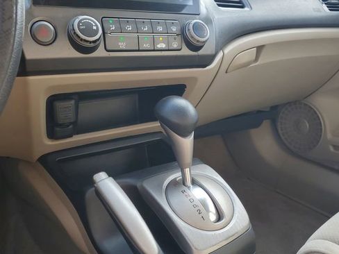 Used 2010 Honda Civic LX image 26
