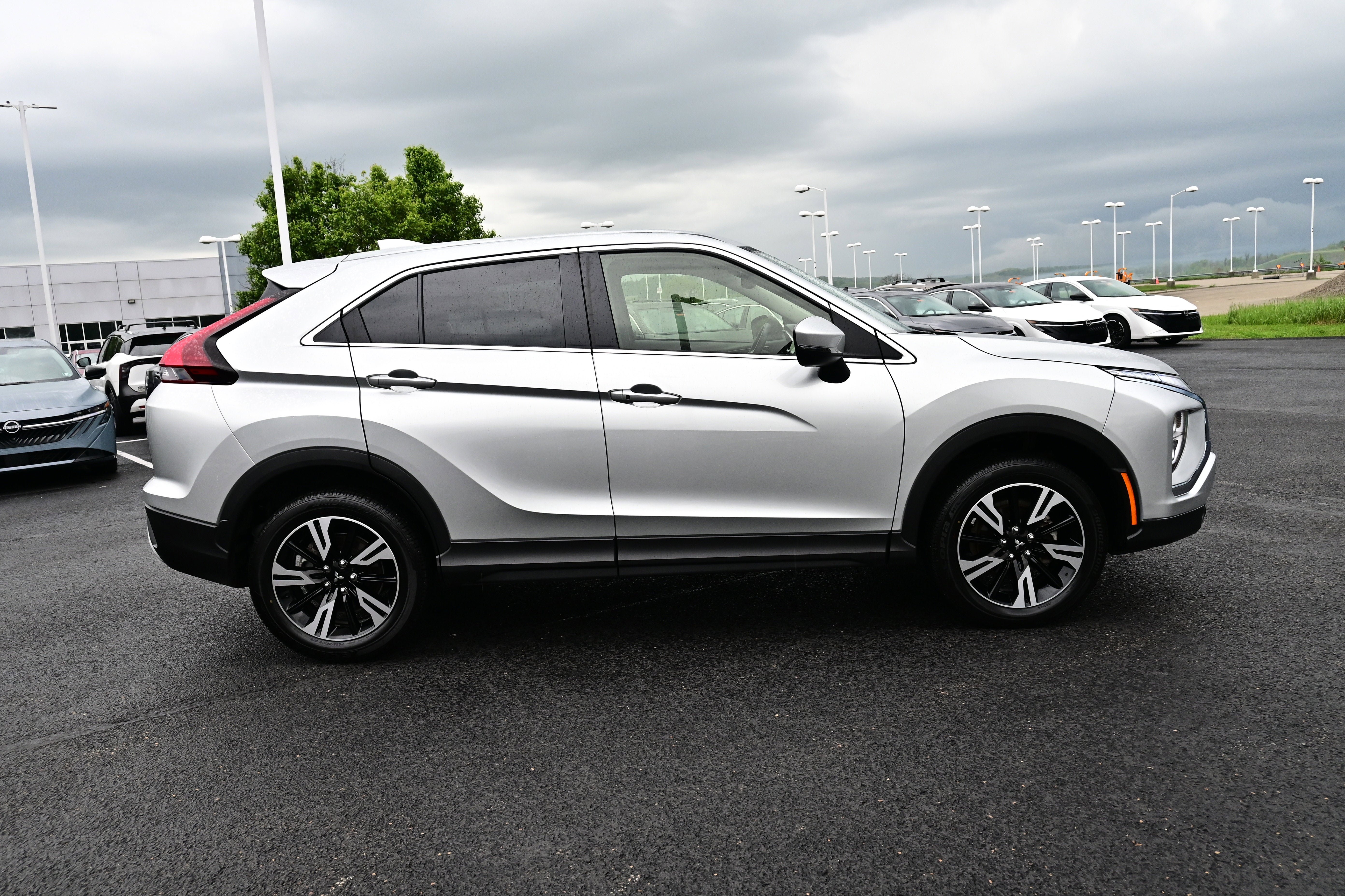Used 2026 Mitsubishi Eclipse Cross SEL AWD/4WD image 5