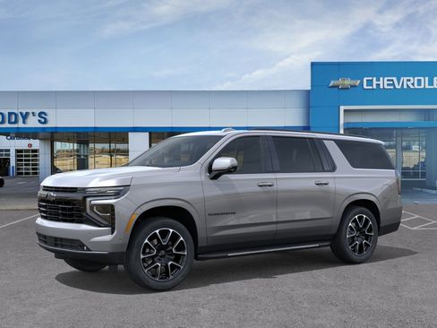 New 2026 Chevrolet Suburban RST w/ Advanced Technology Package AWD/4WD image 2