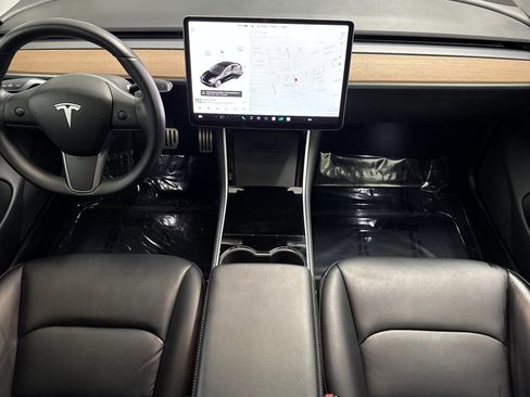 Used 2018 Tesla Model 3 Performance image 15