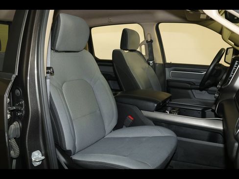 Used 2020 RAM 1500 Big Horn image 30