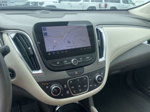 Used 2020 Chevrolet Malibu Premier FWD image 14