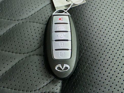 Used 2019 INFINITI QX80 Luxe w/ 22" Wheel Package image 41