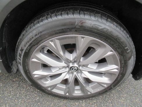 Used 2024 MAZDA CX-90 3.3 Turbo w/ Premium Plus Pkg image 11