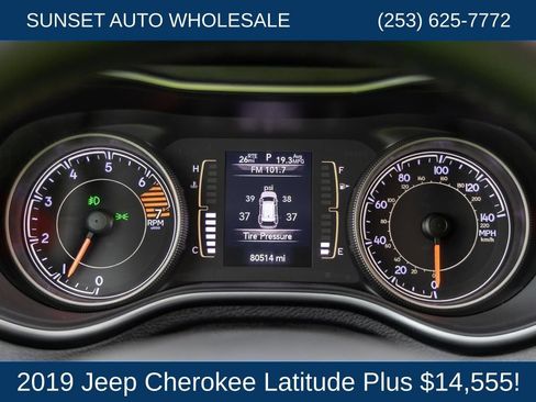 Used 2019 Jeep Cherokee Latitude Plus AWD/4WD image 53
