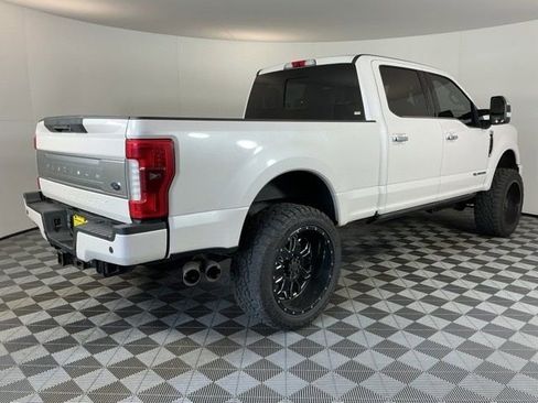 Used 2017 Ford F350 Platinum w/ Platinum Ultimate Package AWD/4WD image 5