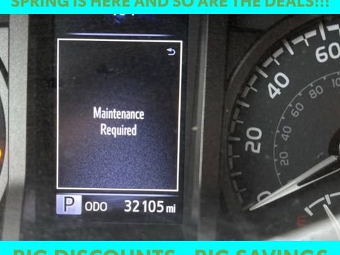 Used 2023 Toyota Tacoma TRD Off-Road image 10