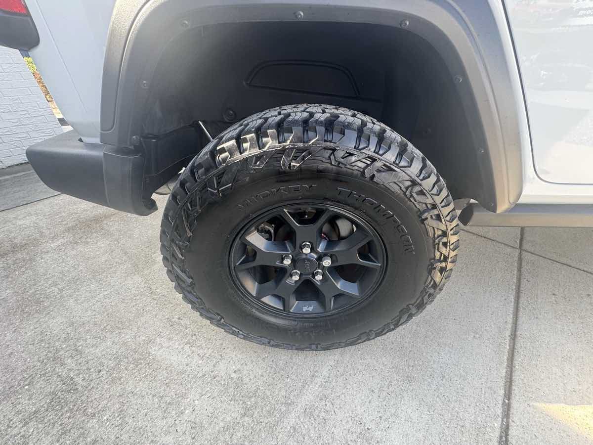 Used 2020 Jeep Wrangler Unlimited Sport AWD/4WD image 31