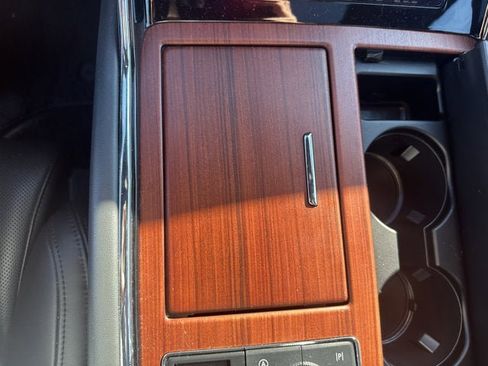 Used 2023 Lincoln Navigator Reserve w/ Monochromatic Package image 23