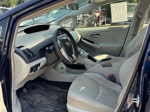 Used 2015 Toyota Prius Two FWD image 14
