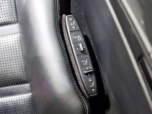 Used 2014 Mercedes-Benz E 63 AMG 4MATIC Sedan image 24
