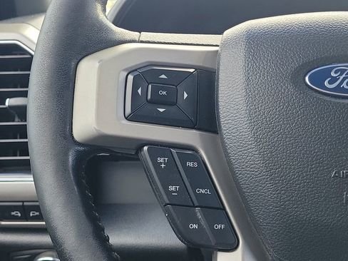 Used 2019 Ford F250 Lariat w/ Lariat Ultimate Package AWD/4WD image 23
