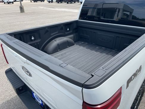 Used 2024 Ford F150 Lariat w/ FX4 Off-Road Package AWD/4WD image 14