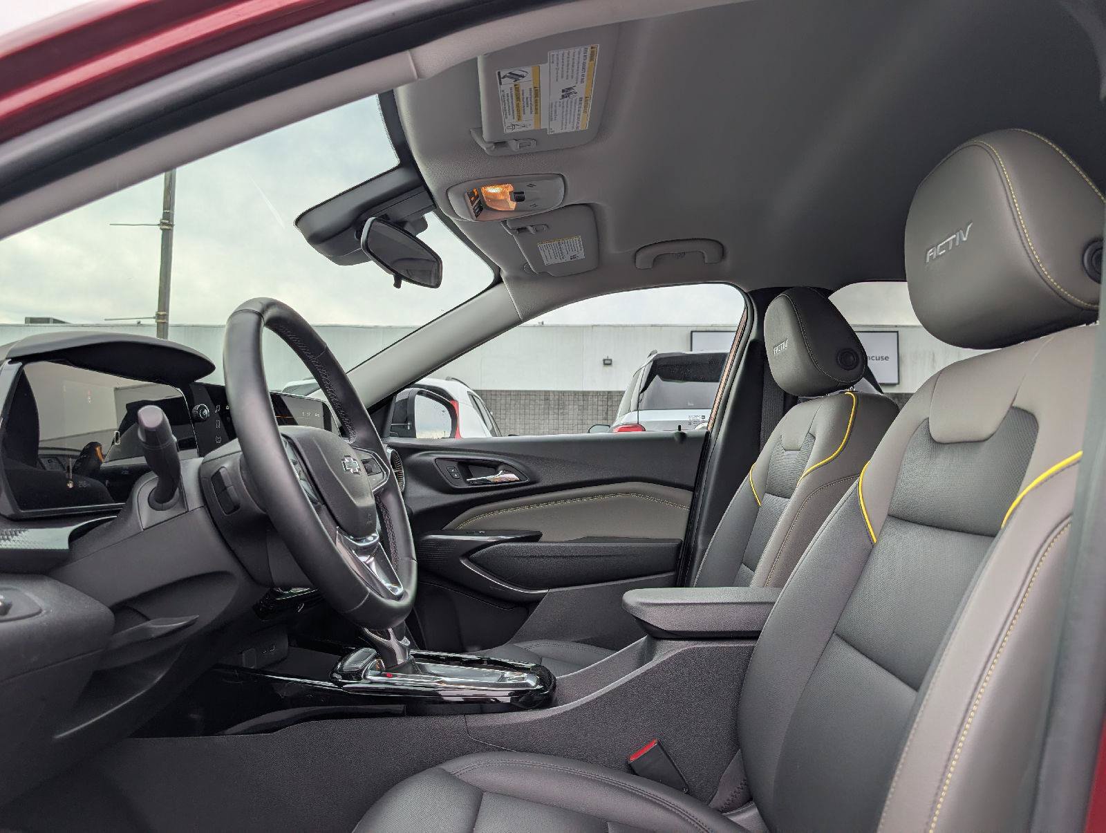 Used 2024 Chevrolet Trax ACTIV w/ Driver Confidence Package FWD image 9