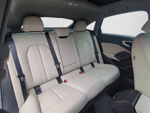 Used 2025 Audi A5 2.0T Premium image 22