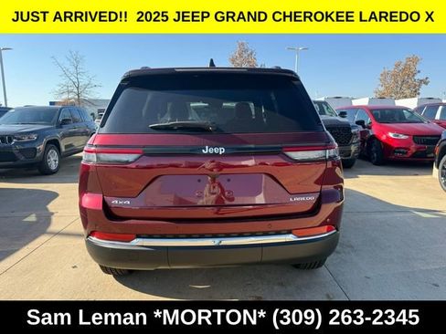 New 2025 Jeep Grand Cherokee Laredo X image 11