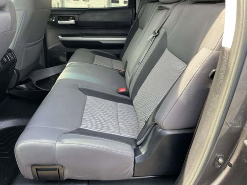 Used 2016 Toyota Tundra SR5 w/ SR5 Upgrade Package image 21