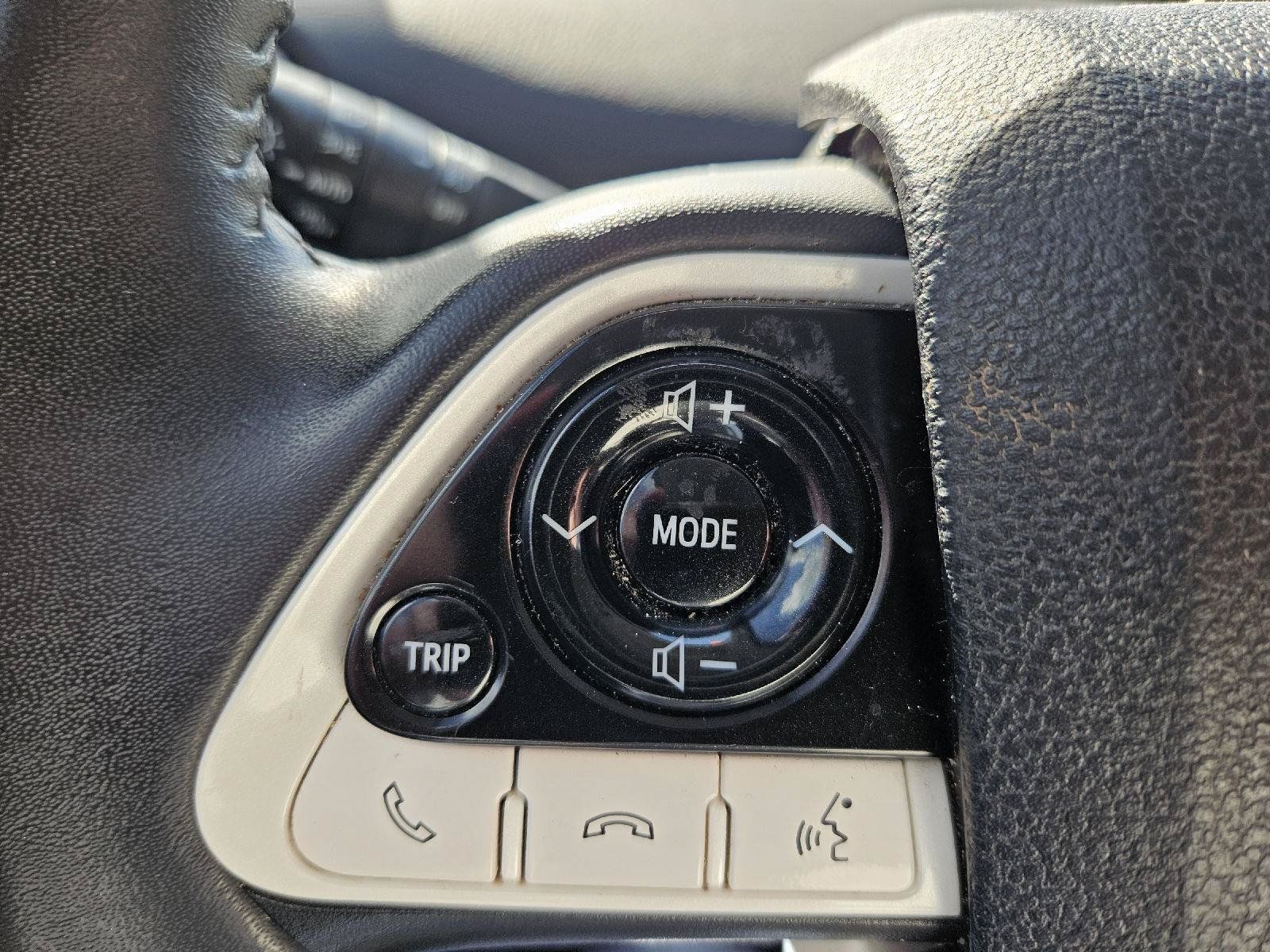 Used 2017 Toyota Prius Prime Advanced FWD image 14