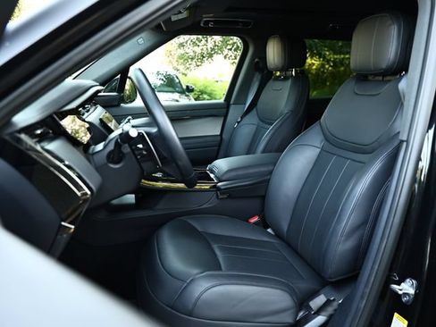 Used 2026 Land Rover Range Rover Sport SE AWD/4WD image 20