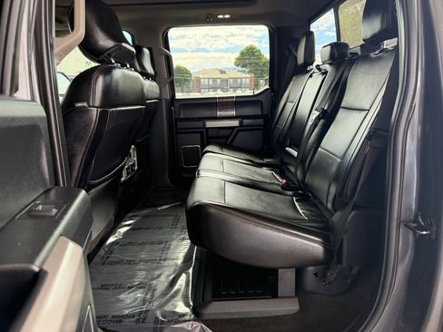 Used 2017 Ford F250 Lariat w/ Lariat Ultimate Package AWD/4WD image 22