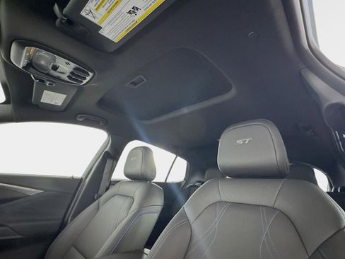 New 2026 Buick Envista Sport Touring w/ Convenience I Package FWD image 14