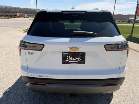 Used 2025 Chevrolet Equinox LT w/ Convenience Package II AWD/4WD image 6