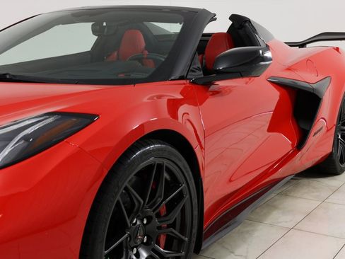 Used 2023 Chevrolet Corvette Z06 w/ Z07 Performance Package image 49