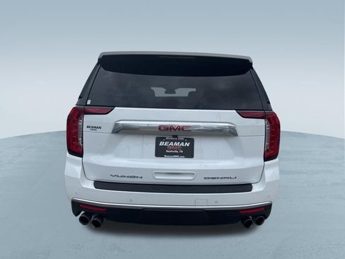 Used 2024 GMC Yukon XL Denali image 7