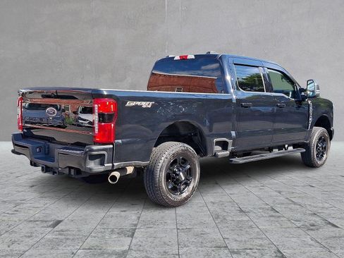 Used 2024 Ford F250 XLT w/ XLT Premium Package AWD/4WD image 6