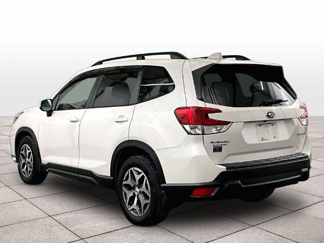 Used 2021 Subaru Forester Premium AWD/4WD image 10