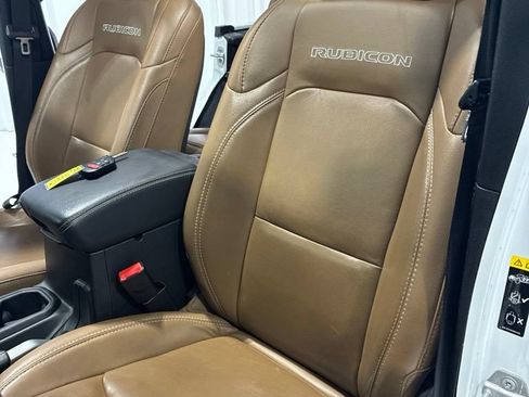 Used 2020 Jeep Wrangler Unlimited Rubicon AWD/4WD image 17