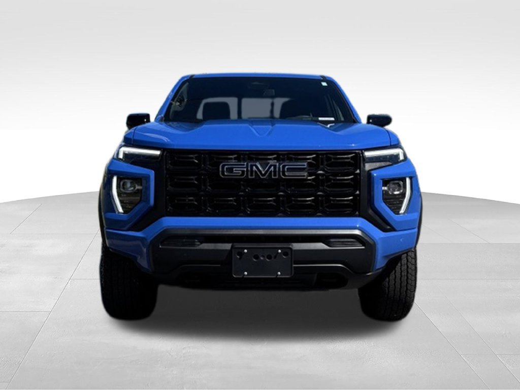 Certified 2026 GMC Canyon Elevation w/ LPO, Black Badging Package AWD/4WD image 11