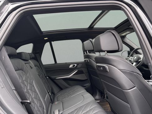 Used 2026 BMW X5 xDrive40i w/ M Sport Package image 33