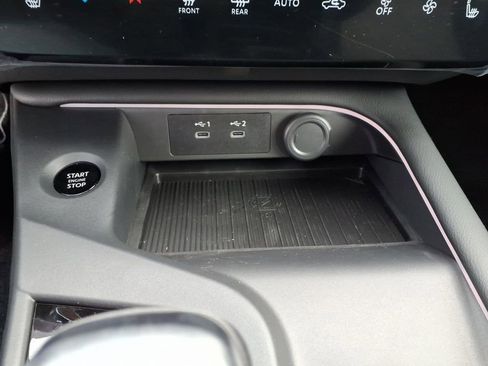 New 2026 Nissan Sentra SV image 13