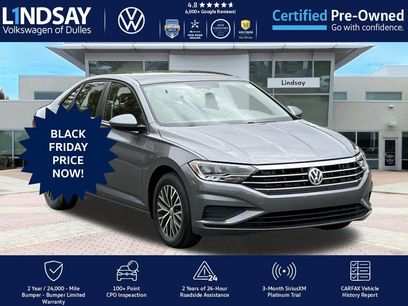Used 2021 Volkswagen Jetta SE w/ SE Cold Weather Package