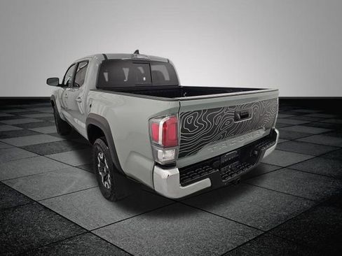 Certified 2023 Toyota Tacoma TRD Off-Road AWD/4WD image 4