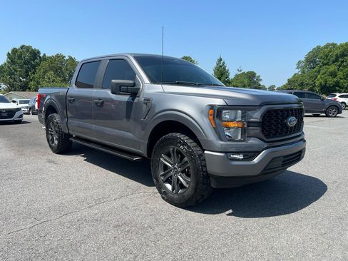 Used 2023 Ford F150 XL w/ STX Appearance Package RWD image 9