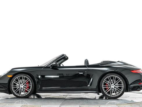 Used 2017 Porsche 911 Carrera 4S AWD/4WD image 6