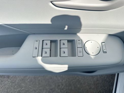 New 2025 Hyundai Kona SEL image 38