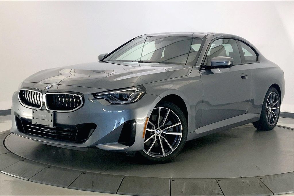 Certified 2025 BMW 230i xDrive Coupe w/ Premium Package AWD/4WD image 11