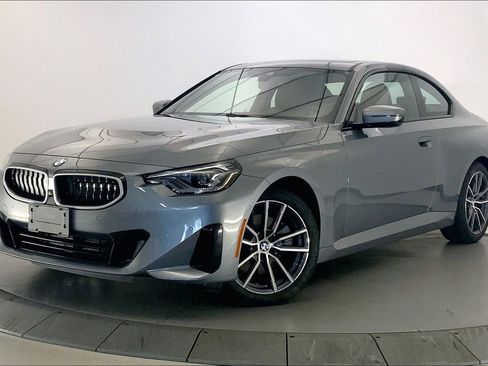 Certified 2025 BMW 230i xDrive Coupe w/ Premium Package AWD/4WD image 11