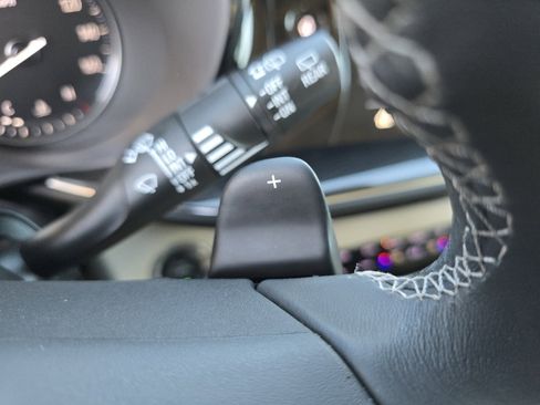 Used 2021 Buick Envision Essence image 34