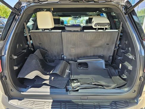 Used 2025 Toyota Sequoia Capstone AWD/4WD image 14