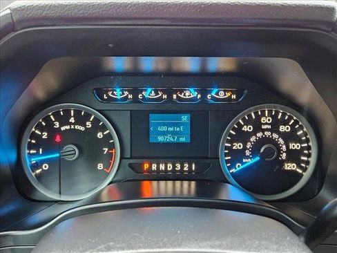 Used 2017 Ford F150 XLT image 11