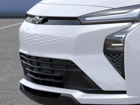 New 2027 Chevrolet Bolt LT FWD image 37