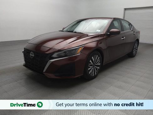 Used 2023 Nissan Altima 2.5 SV image 1